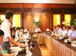 ຮອງນາຍົກ Hoang Trung Hai ລົງກວດກາການສຳຫຼວດຊອກຫາ ແຮ່ຢູເຣນຽມ ໃນແຂວງກວາງນາມ